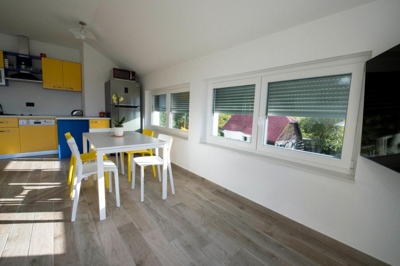 Appartement Apartman Grc à Dugo Selo Extérieur photo